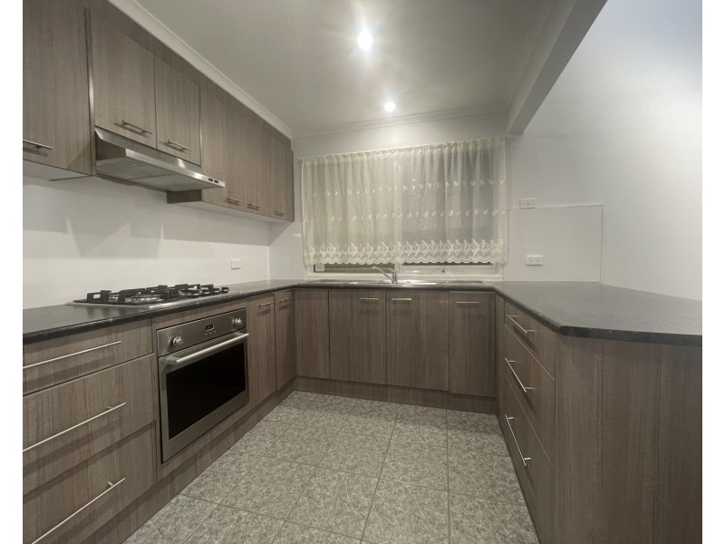 1/1 Ellam Court, Meadow Heights VIC 3048