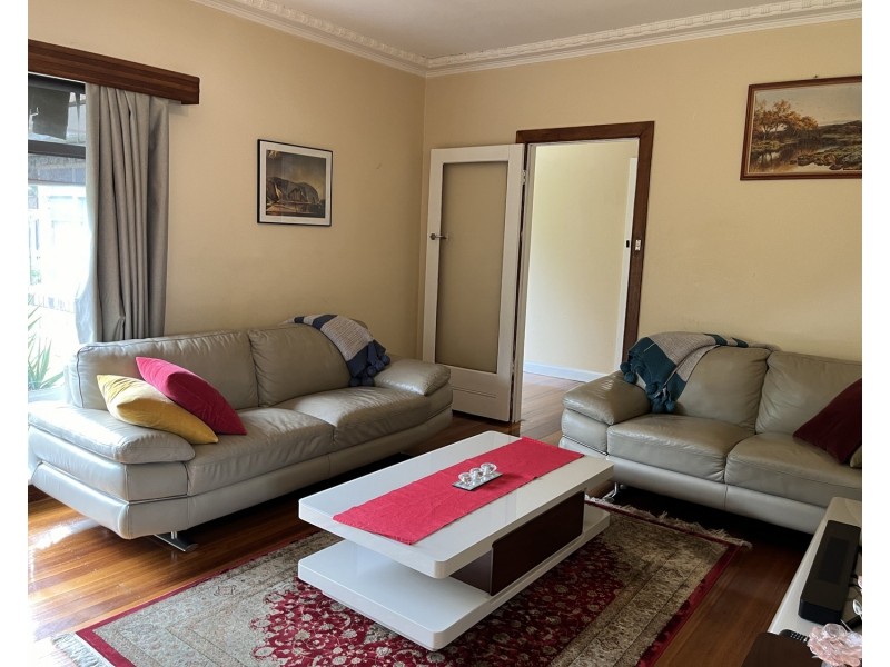 70 Chapman Avenue, Glenroy VIC 3046