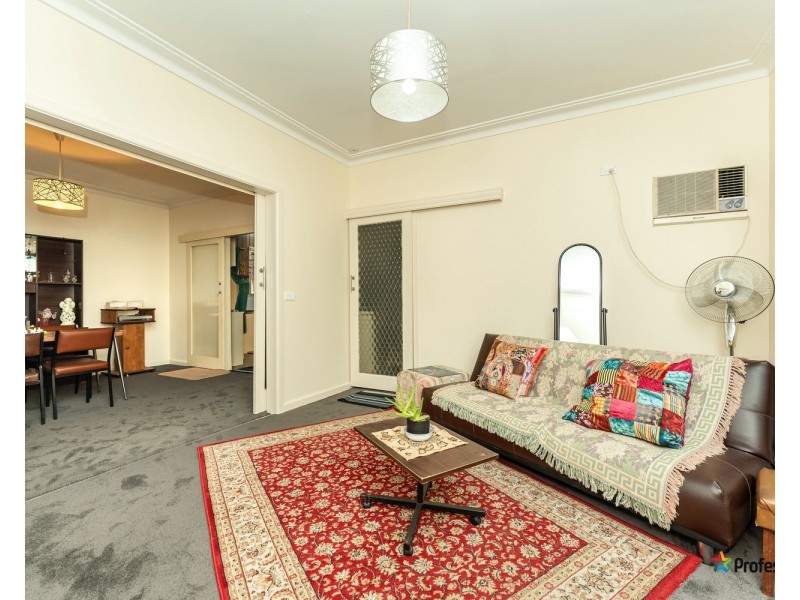 322 Camp Road, Broadmeadows VIC 3047