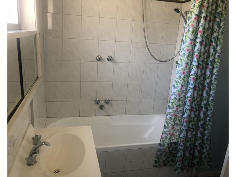 14 Alpine Grove, Pascoe Vale VIC 3044