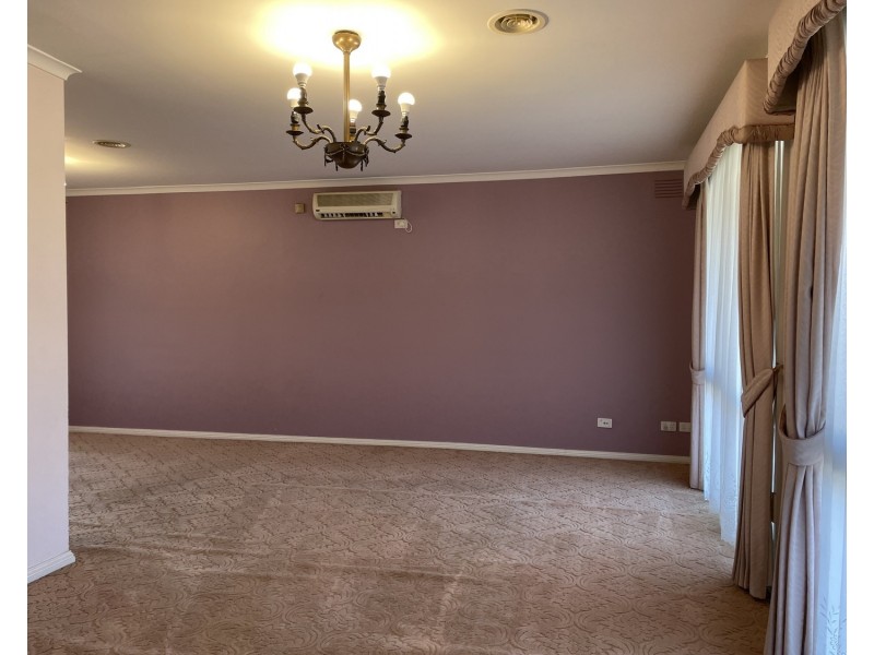 14 Birtley Court, Greenvale VIC 3059