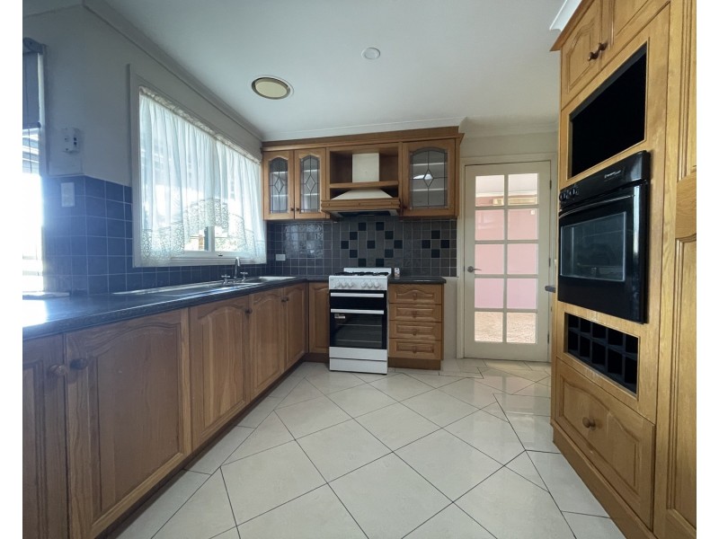 14 Birtley Court, Greenvale VIC 3059