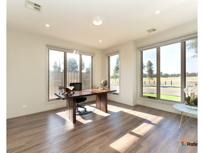 28 Precedence Drive, Craigieburn VIC 3064