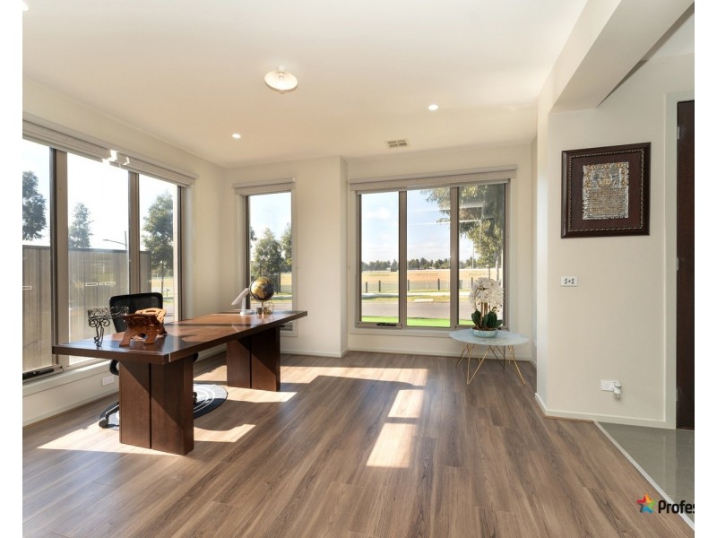 28 Precedence Drive, Craigieburn VIC 3064