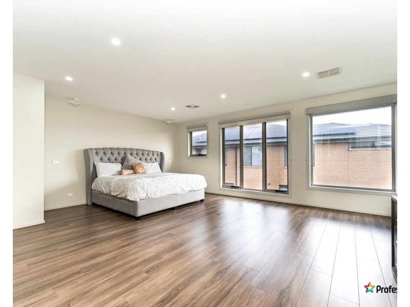 28 Precedence Drive, Craigieburn VIC 3064