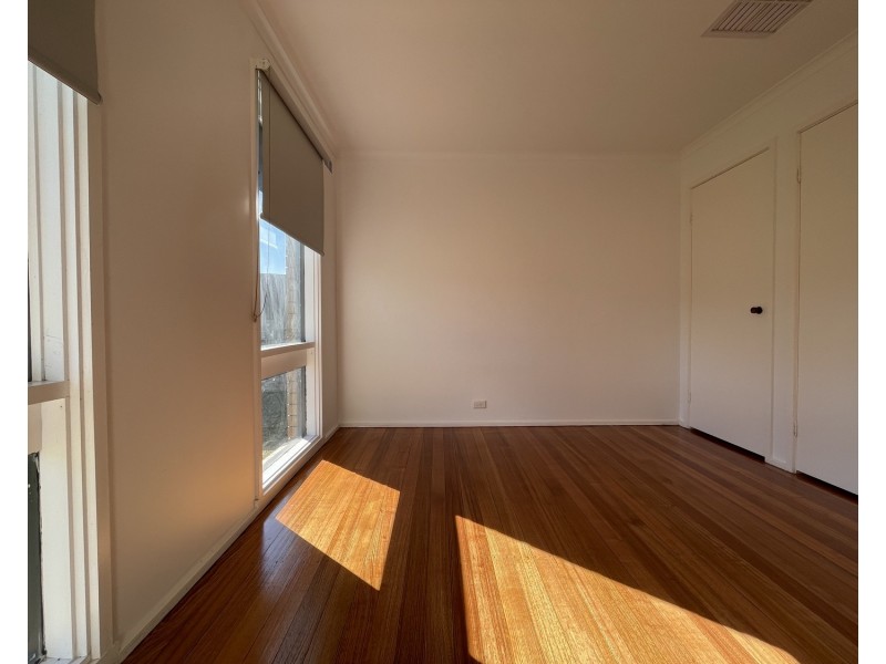 2 Whitehaven Court, Craigieburn VIC 3064