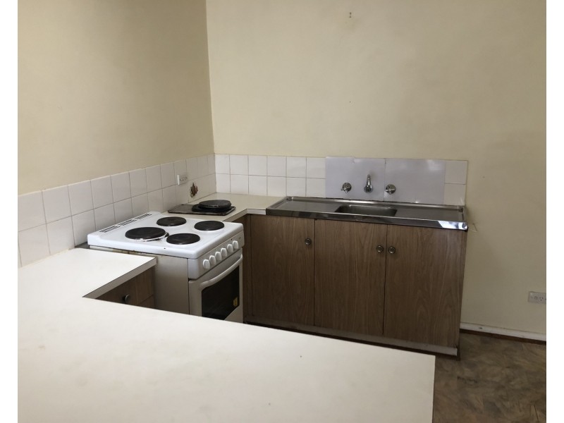 2/27 Grandview Street, Glenroy VIC 3046