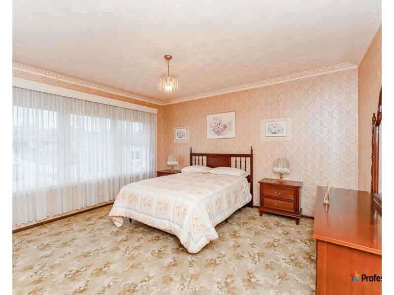 72 Moonee Boulevard, Glenroy VIC 3046