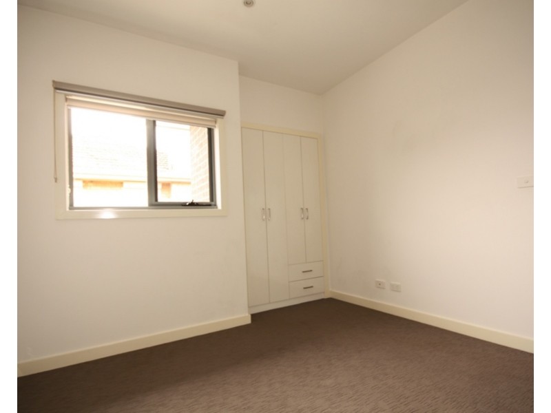 1/60 Leonard Avenue, Glenroy VIC 3046