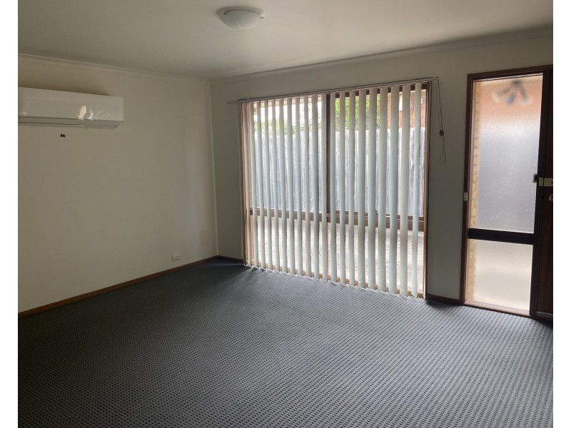 43 Dunkeld Street, Meadow Heights VIC 3048