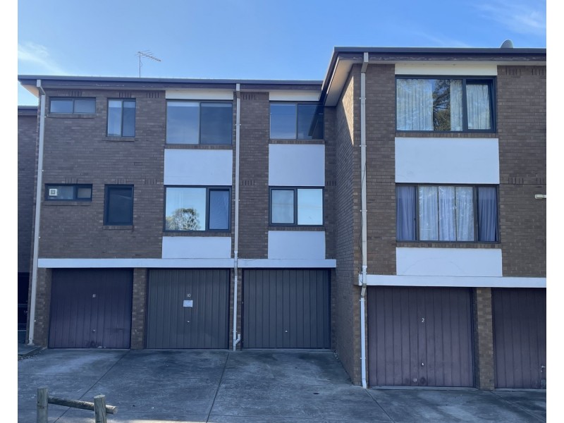 10/2-4 Chapman Avenue, Glenroy VIC 3046