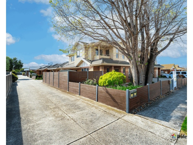 2/74 Chapman Avenue, Glenroy VIC 3046