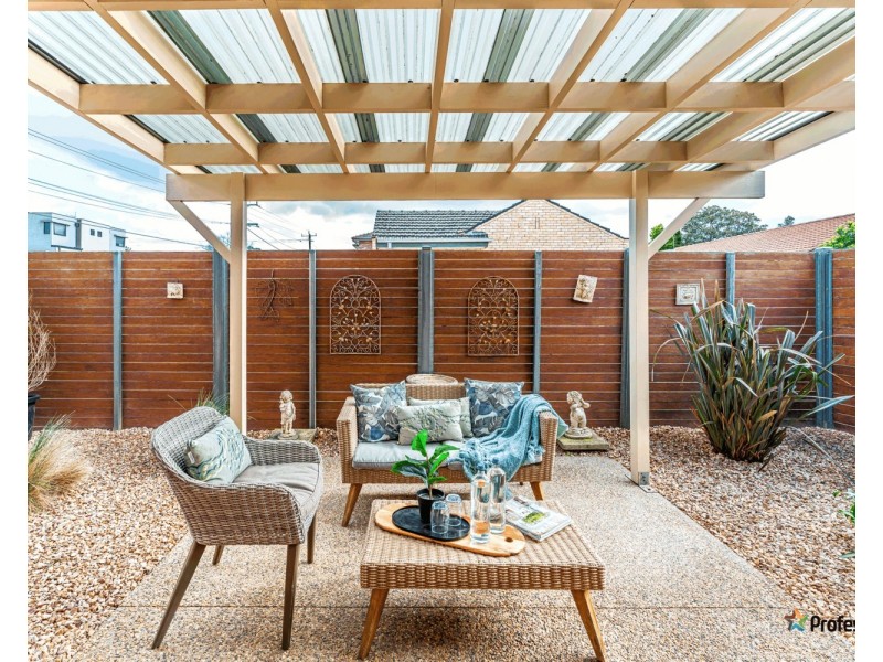 2/74 Chapman Avenue, Glenroy VIC 3046