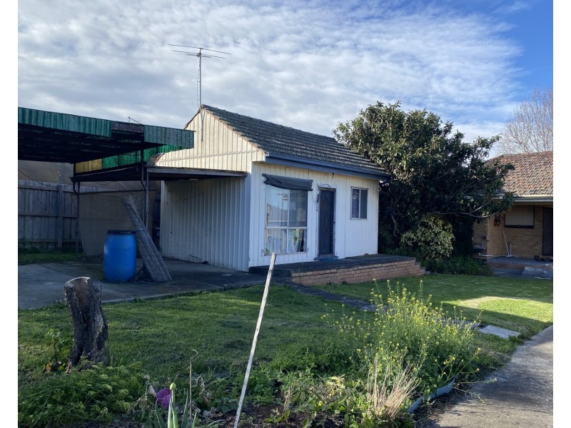 12 Prospect Street, Glenroy VIC 3046