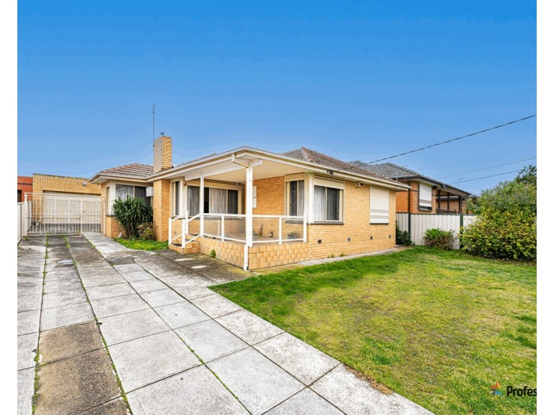 19 Eucra Street, Hadfield VIC 3046