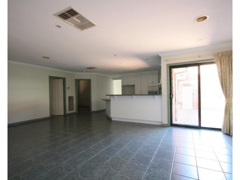 11 Bedford Street, Hadfield VIC 3046