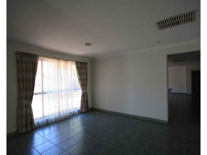 11 Bedford Street, Hadfield VIC 3046