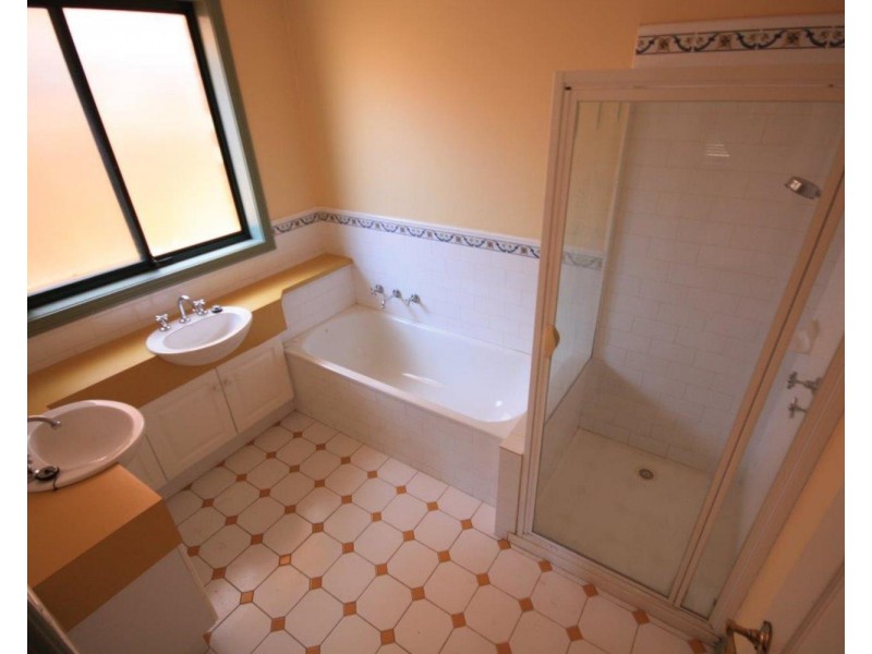 11 Bedford Street, Hadfield VIC 3046