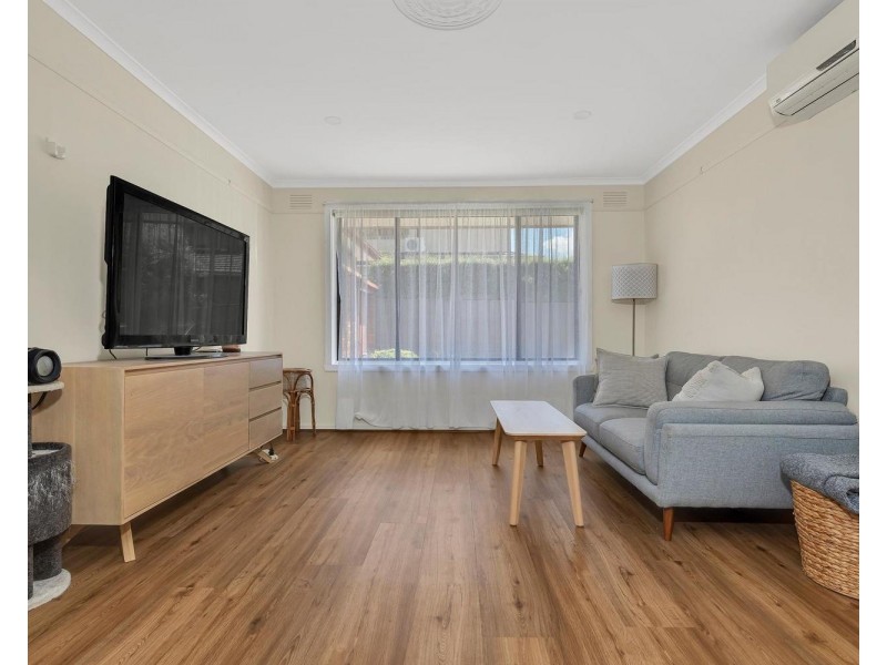 2/49 Chapman Avenue, Glenroy VIC 3046