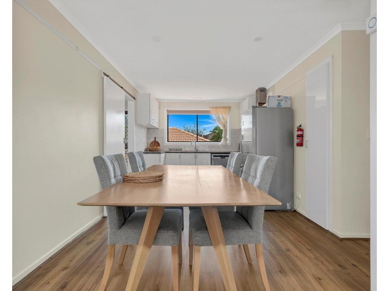 2/49 Chapman Avenue, Glenroy VIC 3046