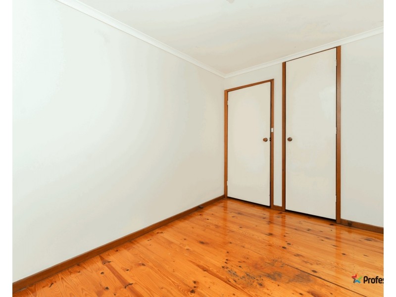 1/24 Gladstone Parade, Glenroy VIC 3046