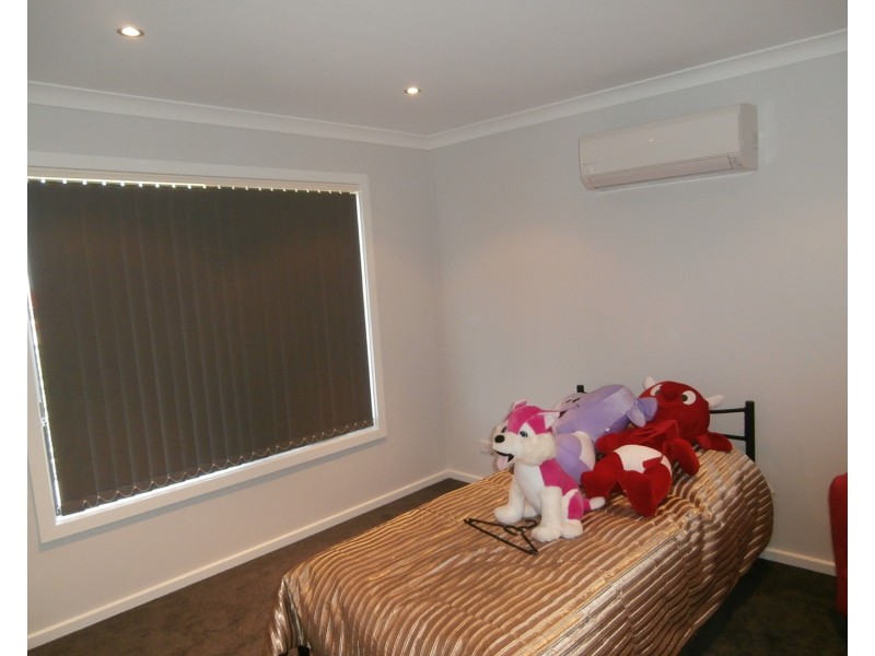 1/22 Avalon Avenue, Broadmeadows VIC 3047