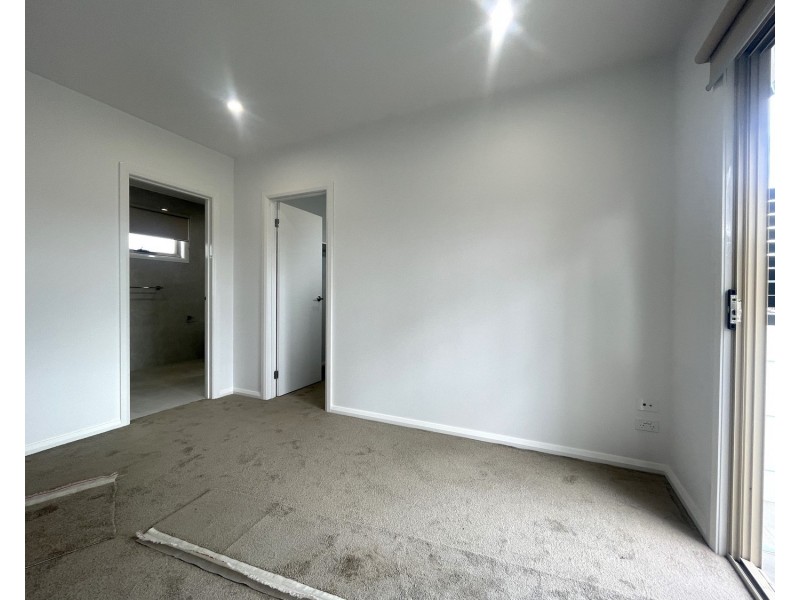3/29 Augustine Terrace, Glenroy VIC 3046
