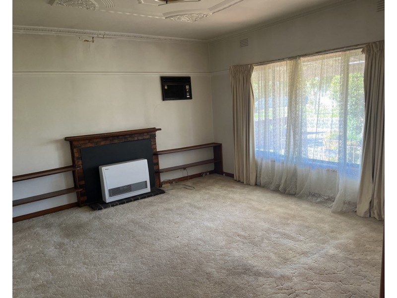 4 Callander Road, Pascoe Vale VIC 3044