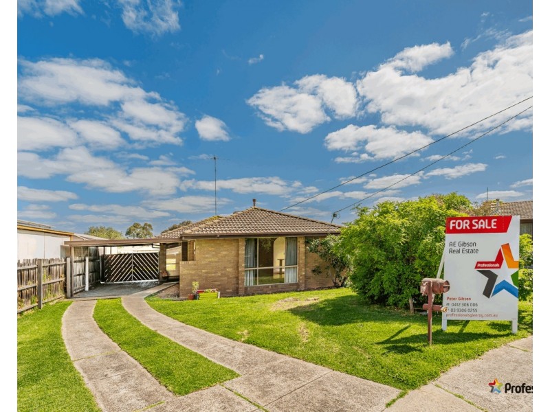 15 Alison Place, Attwood VIC 3049