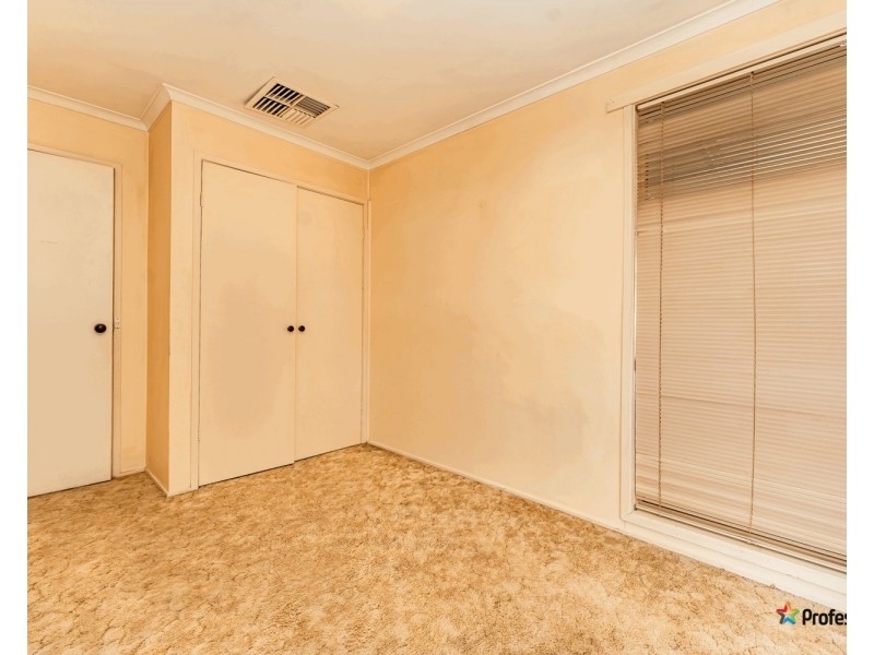 15 Alison Place, Attwood VIC 3049