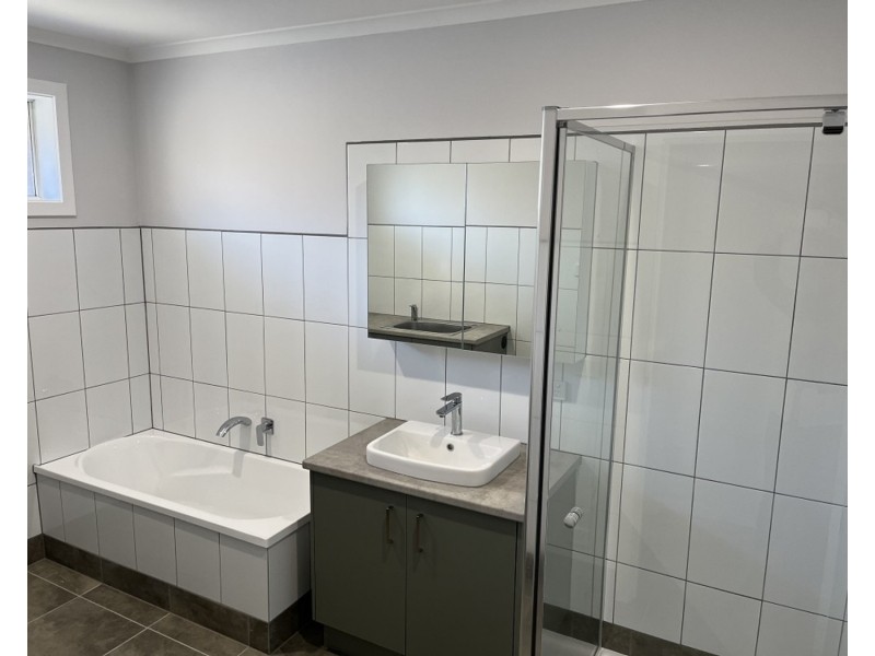 2/19 Kennedy Street, Glenroy VIC 3046