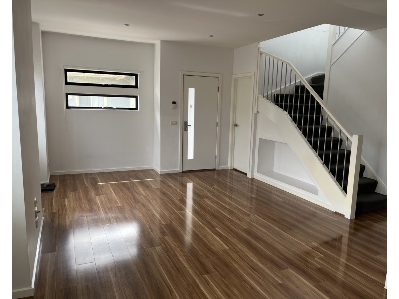 1/51 Jacana Avenue, Broadmeadows VIC 3047