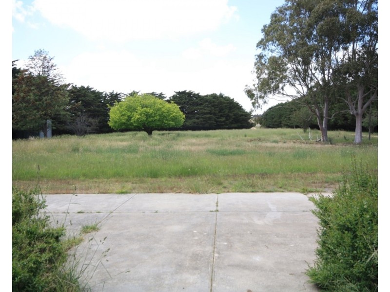 125 Konagaderra Road, Oaklands Junction VIC 3063