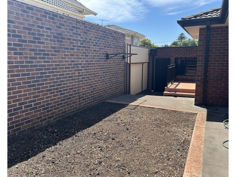 35A Chapman Avenue, Glenroy VIC 3046