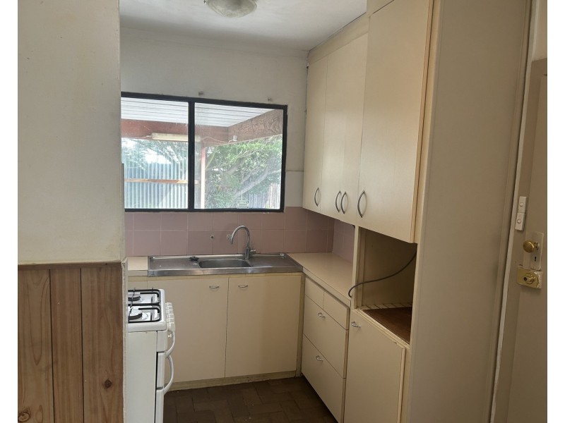 4 Trethowan Street, Broadmeadows VIC 3047