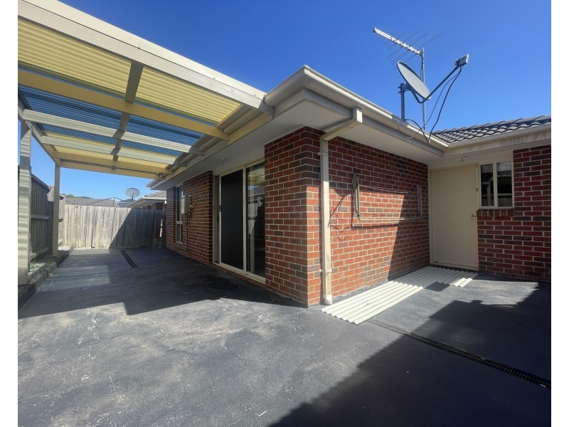 16/4-16 Melaleuca Drive, Meadow Heights VIC 3048