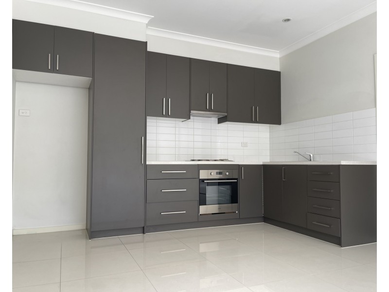 3/24 Larch Street, Thomastown VIC 3074