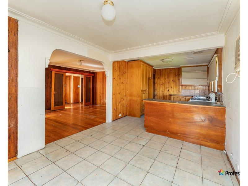 5 Augustine Terrace, Glenroy VIC 3046