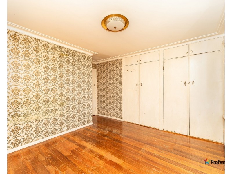 5 Augustine Terrace, Glenroy VIC 3046