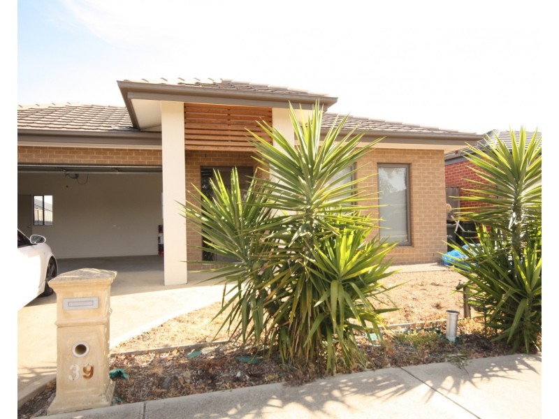 39 Eliot Avenue, Doreen VIC 3754
