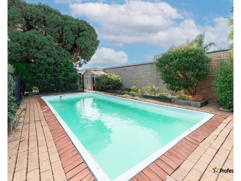 36 Bayview Road, Glenroy VIC 3046