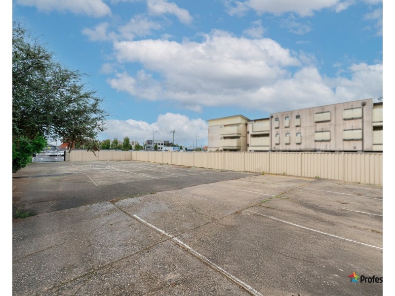 842  Pascoe Vale Road, Glenroy VIC 3046