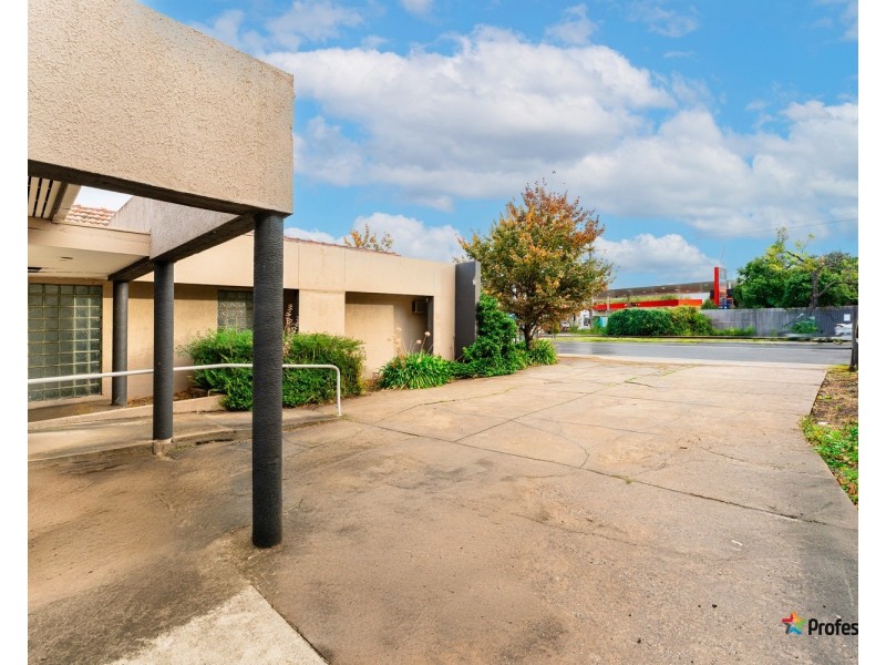 842  Pascoe Vale Road, Glenroy VIC 3046