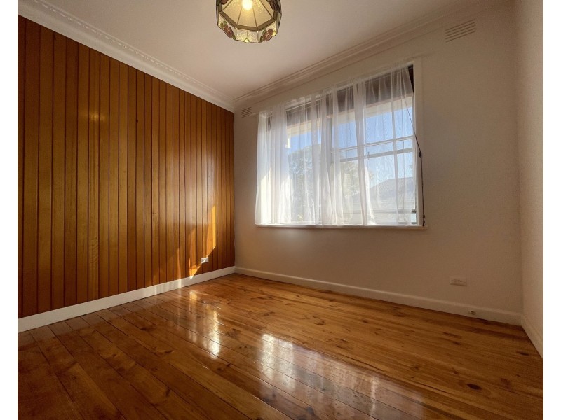 32 Finchley Avenue, Glenroy VIC 3046