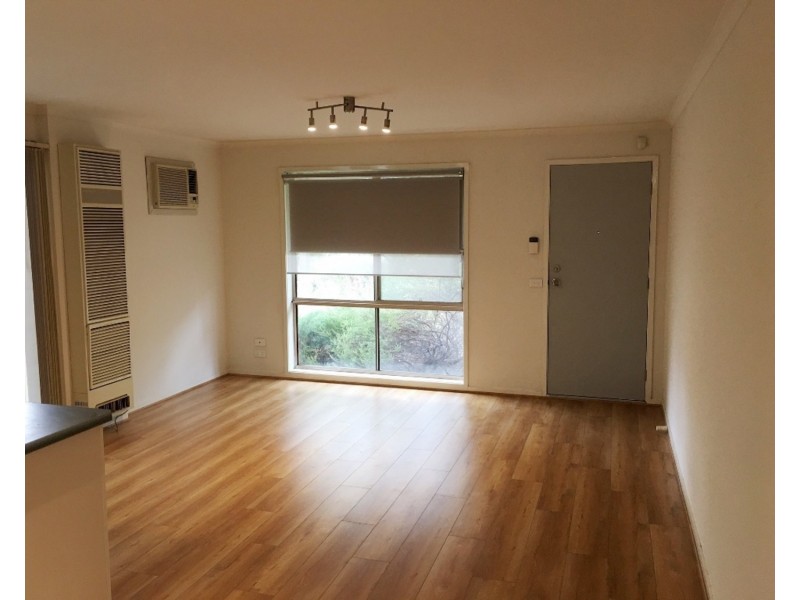 1/42 Darnley Street, Braybrook VIC 3019