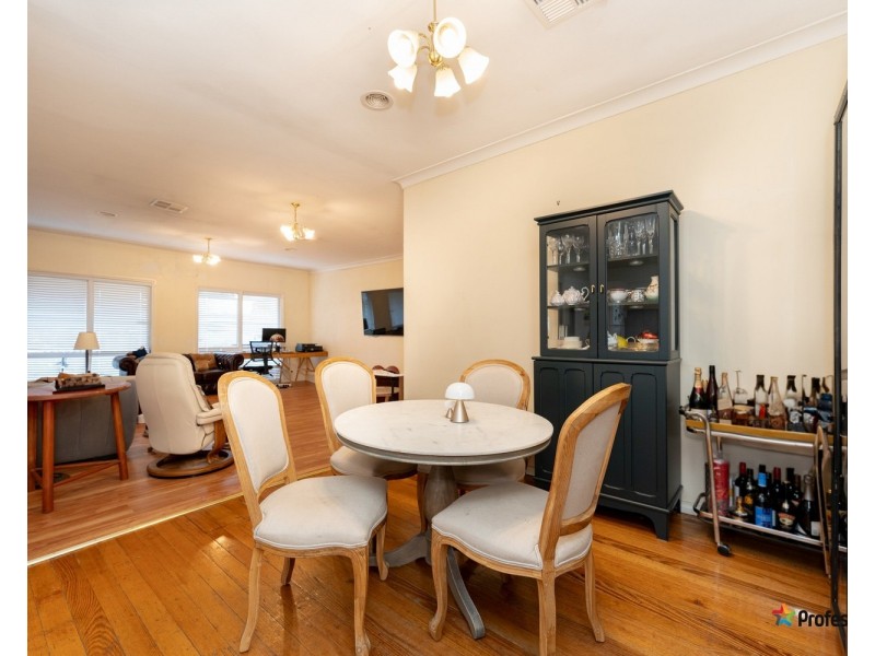 23 Finchley Avenue, Glenroy VIC 3046