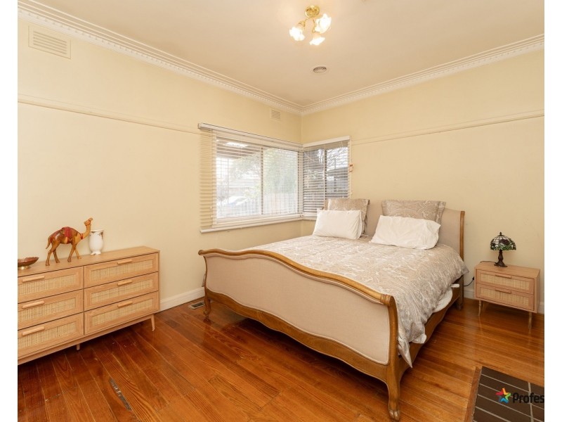 23 Finchley Avenue, Glenroy VIC 3046