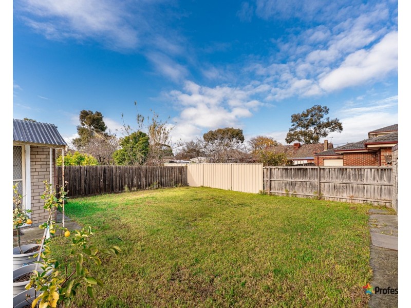 23 Finchley Avenue, Glenroy VIC 3046