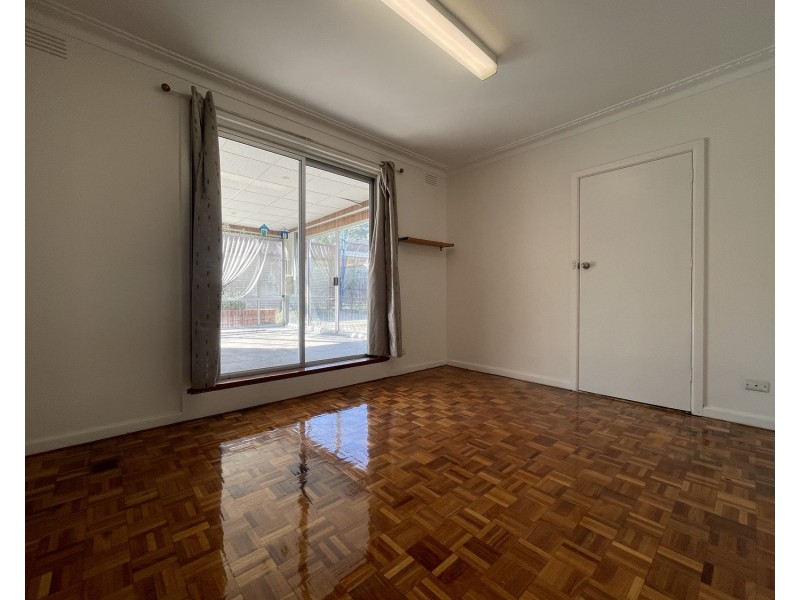 32 Finchley Avenue, Glenroy VIC 3046