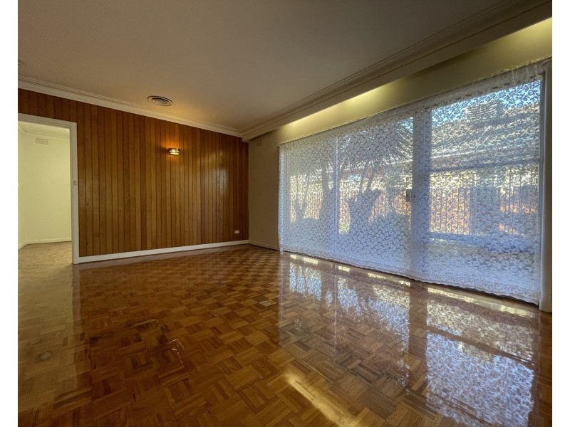 32 Finchley Avenue, Glenroy VIC 3046